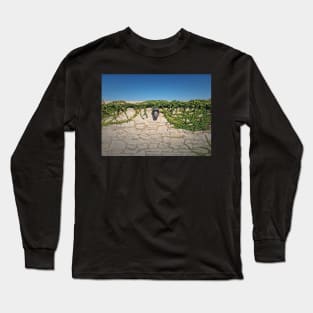 vintage style hedge Long Sleeve T-Shirt